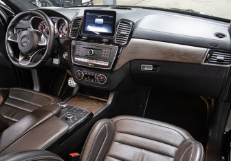 Подержанный автомобиль Mercedes-Benz GLE AMG 2018 года (11 фото)