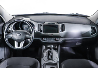 Подержанный автомобиль Kia Sportage 2015 года (12 фото)