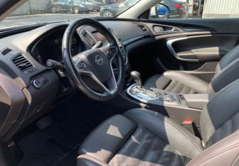 Подержанный автомобиль Opel Insignia Sedan 2014 года (17 фото)