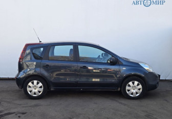 Подержанный автомобиль Nissan Note 2012 года (4 фото)