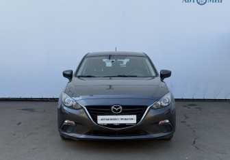 Подержанный автомобиль Mazda 3 Hatchback 2013 года (2 фото)
