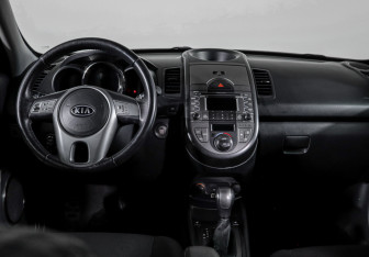 Подержанный автомобиль Kia Soul 2011 года (12 фото)