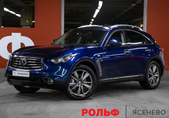 Подержанный автомобиль Infiniti QX70 2013 года (1 фото)