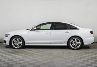 Подержанный автомобиль Audi A6 Sedan 2016 года (8 фото)