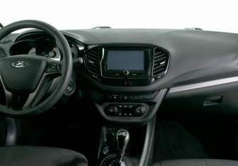 Подержанный автомобиль LADA (ВАЗ) Vesta Sedan 2017 года (7 фото)