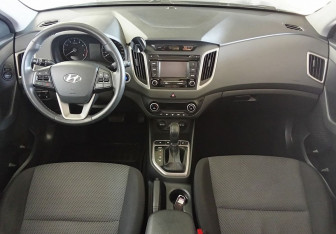 Подержанный автомобиль Hyundai Creta 2017 года (9 фото)