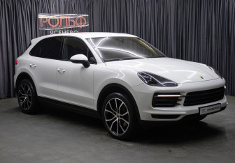 Подержанный автомобиль Porsche Cayenne 2019 года (3 фото)