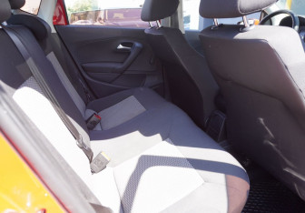 Подержанный автомобиль Volkswagen Polo Hatchback 2011 года (9 фото)
