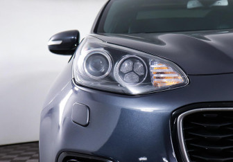 Подержанный автомобиль Kia Sportage 2016 года (7 фото)