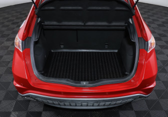 Подержанный автомобиль Honda Civic Hatchback 2008 года (10 фото)