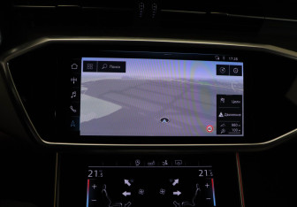 Подержанный автомобиль Audi A7 2019 года (19 фото)