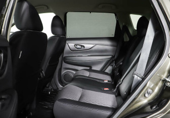 Подержанный автомобиль Nissan X-Trail 2018 года (15 фото)