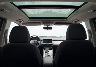 Подержанный автомобиль Belgee X50 2024 года (12 фото)