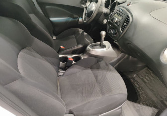 Подержанный автомобиль Nissan Juke 2014 года (9 фото)