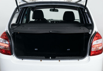 Подержанный автомобиль LADA (ВАЗ) Granta Wagon 2018 года (10 фото)