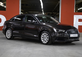 Подержанный автомобиль Audi A3 Sedan 2014 года (3 фото)