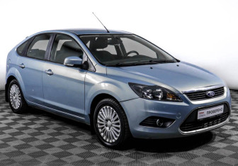 Подержанный автомобиль Ford Focus Hatchback 2010 года (3 фото)