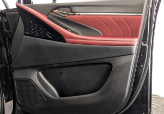 Подержанный автомобиль GAC M8 2024 года (24 фото)