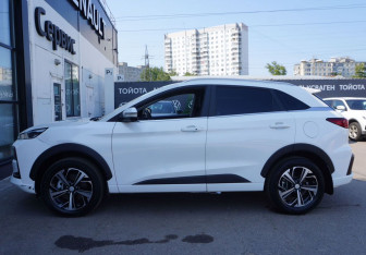 Подержанный автомобиль JAC JS6 2022 года (8 фото)