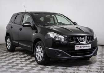 Подержанный автомобиль Nissan Qashqai+2 2012 года (3 фото)
