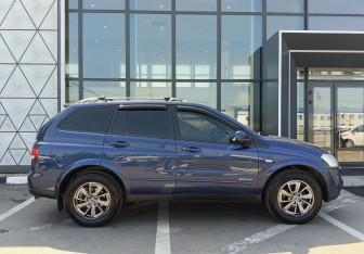 Подержанный автомобиль SsangYong Kyron 2011 года (4 фото)