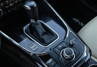 Подержанный автомобиль Mazda CX-9 2018 года (19 фото)