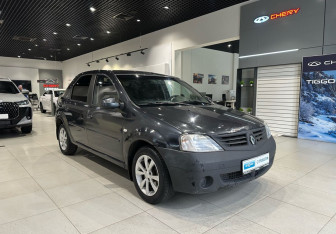 Подержанный автомобиль Renault Logan Sedan 2008 года (3 фото)