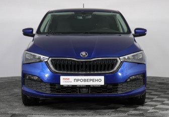 Подержанный автомобиль Skoda Rapid Liftback 2021 года (2 фото)