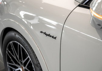 Новый Porsche Cayenne 2025 (6 фото)