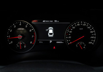 Подержанный автомобиль Kia Stinger 2018 года (30 фото)