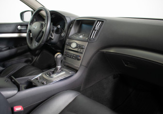 Подержанный автомобиль Infiniti G Sedan 2010 года (9 фото)