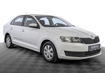 Подержанный автомобиль Skoda Rapid Liftback 2019 года (3 фото)