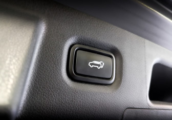 Подержанный автомобиль Hyundai Santa Fe 2022 года (28 фото)