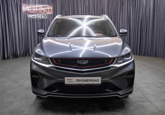 Подержанный автомобиль Geely Coolray 2022 года (2 фото)