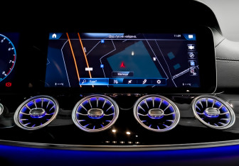 Подержанный автомобиль Mercedes-Benz AMG GT Liftback 2021 года (15 фото)