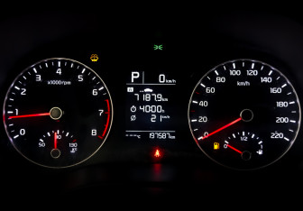 Подержанный автомобиль Kia Rio Hatchback 2021 года (13 фото)