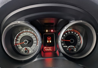 Подержанный автомобиль Mitsubishi Pajero 2018 года (16 фото)