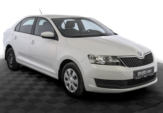Подержанный автомобиль Skoda Rapid Liftback 2019 года (3 фото)