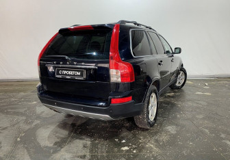 Подержанный автомобиль Volvo XC90 2009 года (6 фото)