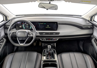 Подержанный автомобиль BAIC U5 Plus 2024 года (14 фото)