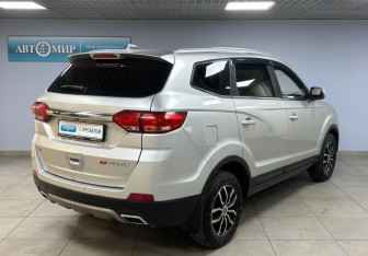 Подержанный автомобиль Lifan Myway 2017 года (5 фото)