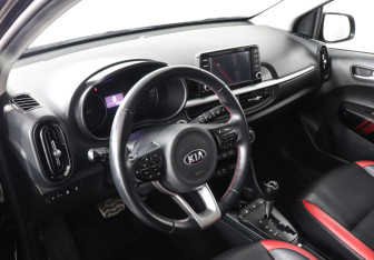 Подержанный автомобиль Kia Picanto 2020 года (9 фото)