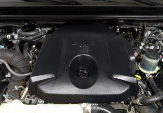 Подержанный автомобиль Toyota Land Cruiser Prado 2019 года (9 фото)