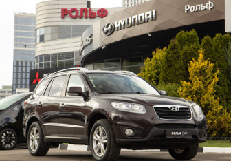 Подержанный автомобиль Hyundai Santa Fe 2011 года (2 фото)