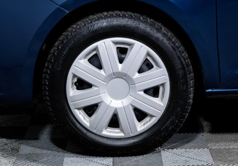 Подержанный автомобиль SEAT Ibiza Hatchback 2012 года (15 фото)