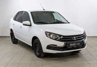 Подержанный автомобиль LADA (ВАЗ) Granta Sedan 2023 года (3 фото)