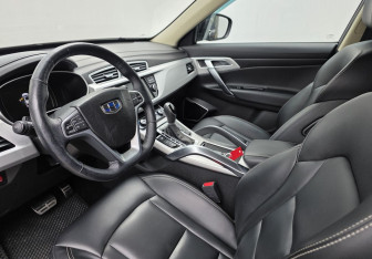 Подержанный автомобиль Geely Atlas 2018 года (9 фото)
