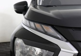 Подержанный автомобиль Mitsubishi Xpander 2023 года (24 фото)