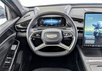 Подержанный автомобиль Geely Preface 2024 года (22 фото)