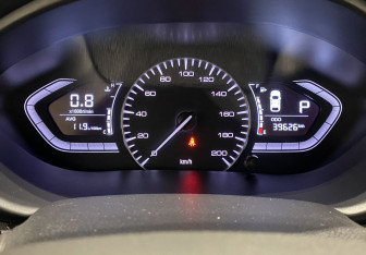 Подержанный автомобиль Changan Alsvin 2023 года (18 фото)